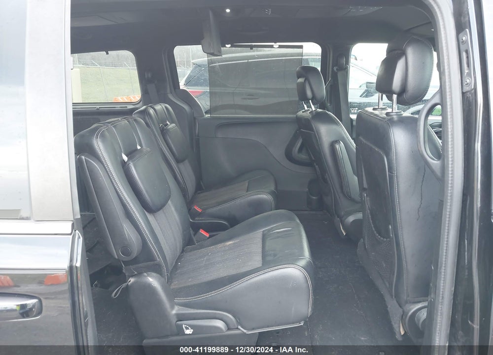 2015 CHRYSLER TOWN & COUNTRY S VIN: 2C4RC1HG6FR674254