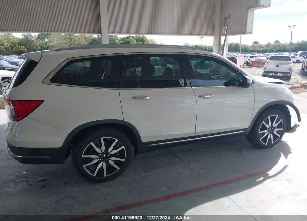 2019 HONDA PILOT TOURING VIN: 5FNYF5H95KB000484