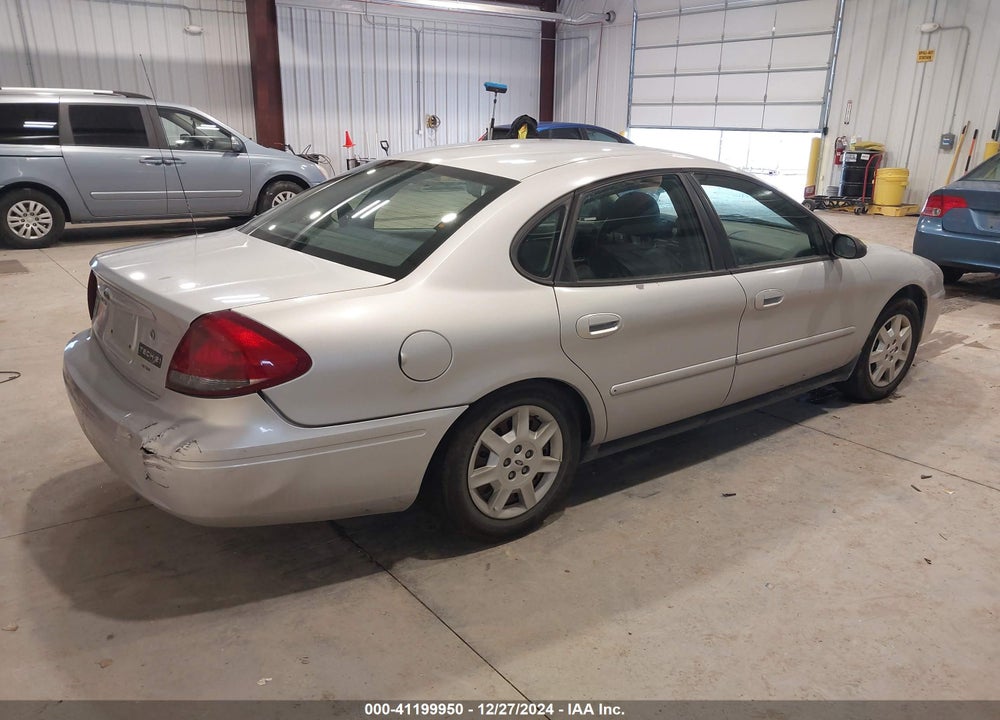 2006 FORD TAURUS SE VIN: 1FAFP53U86A250287