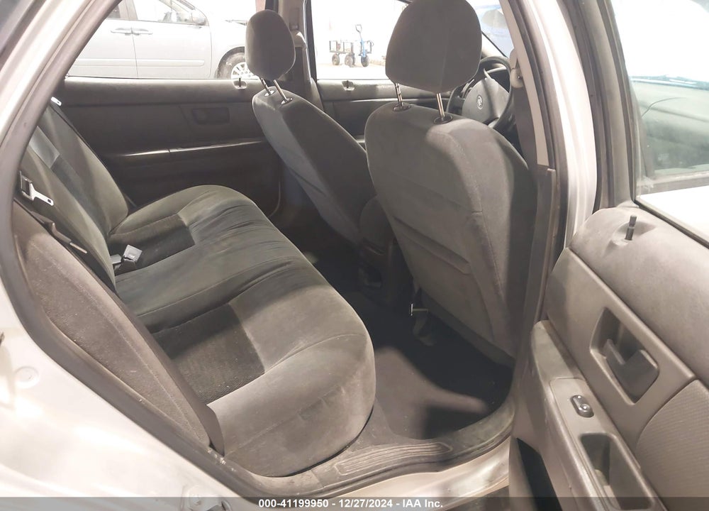 2006 FORD TAURUS SE VIN: 1FAFP53U86A250287