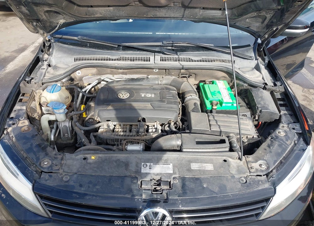 2014 VOLKSWAGEN JETTA 1.8T SE VIN: 3VWD17AJXEM400812