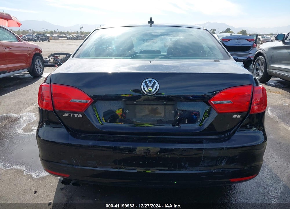 2014 VOLKSWAGEN JETTA 1.8T SE VIN: 3VWD17AJXEM400812
