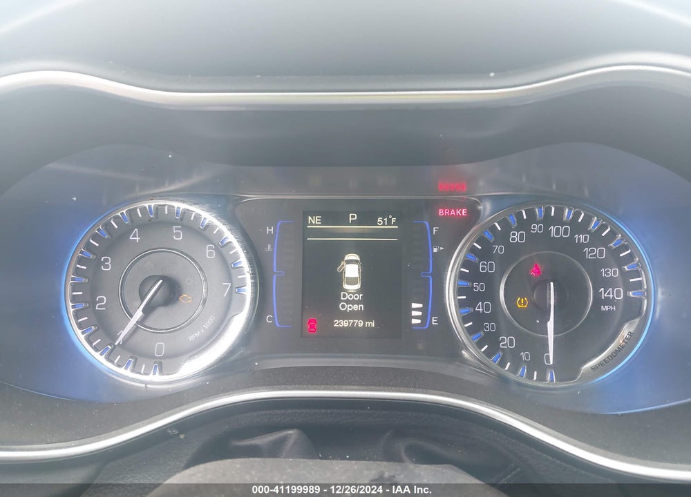 2016 CHRYSLER 200 VIN: 1C3CCCAB1GN189572