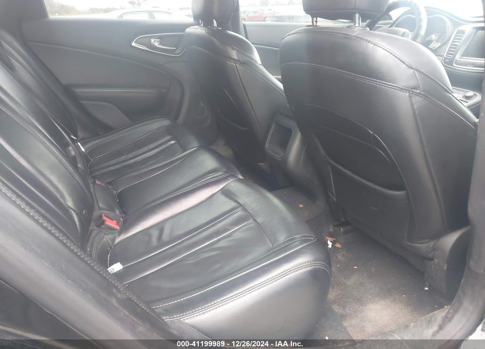 2016 CHRYSLER 200 VIN: 1C3CCCAB1GN189572