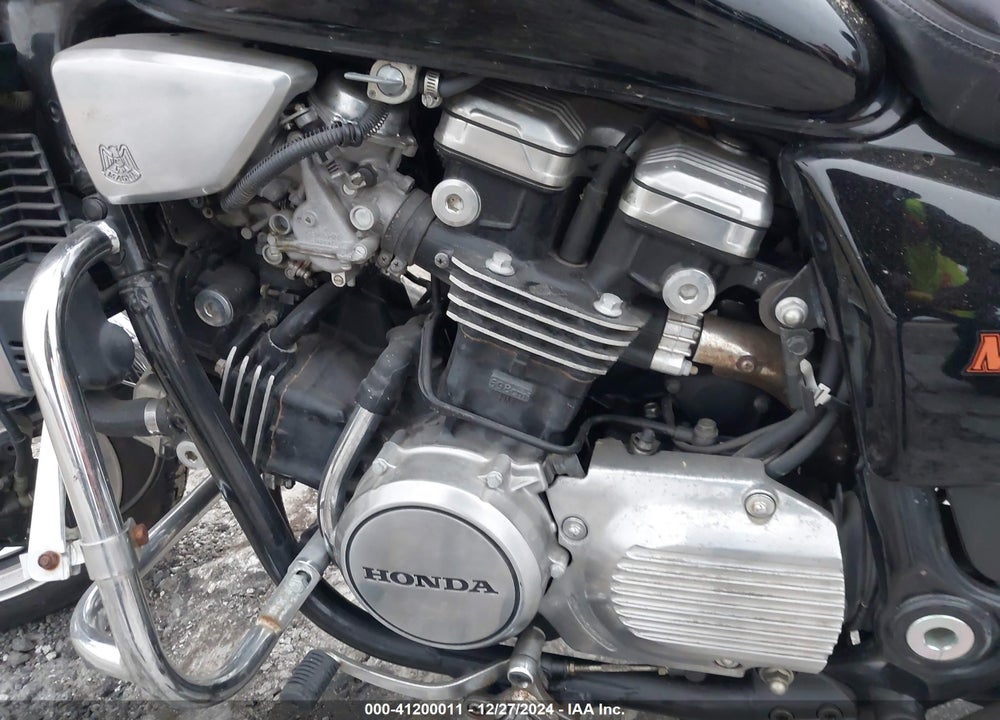 1985 HONDA VF700 C VIN: JH2RC2106FM106373
