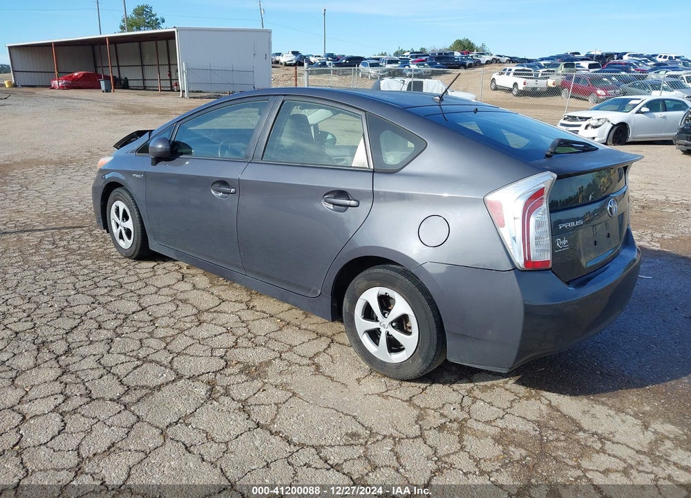 2013 TOYOTA PRIUS TWO VIN: JTDKN3DU4D5659233