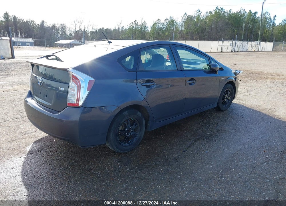 2013 TOYOTA PRIUS TWO VIN: JTDKN3DU4D5659233
