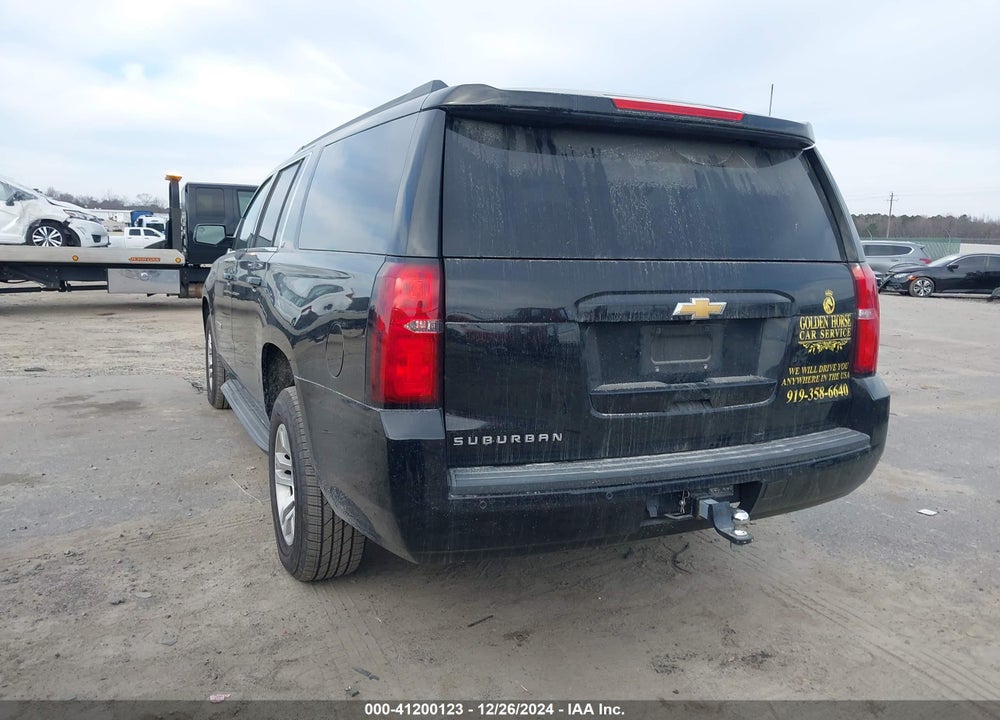 2019 CHEVROLET SUBURBAN LT VIN: 1GNSKHKC2KR207892