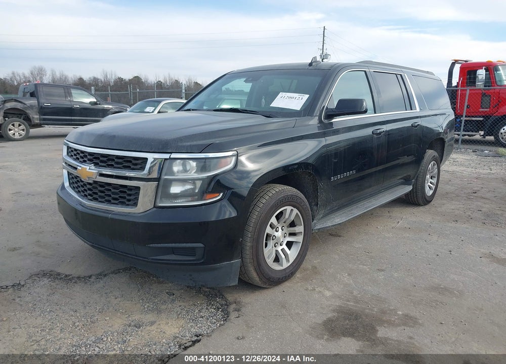 2019 CHEVROLET SUBURBAN LT VIN: 1GNSKHKC2KR207892