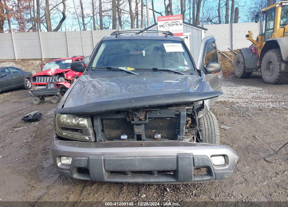 2005 CHEVROLET TRAILBLAZER LT VIN: 1GNDT13S952328791