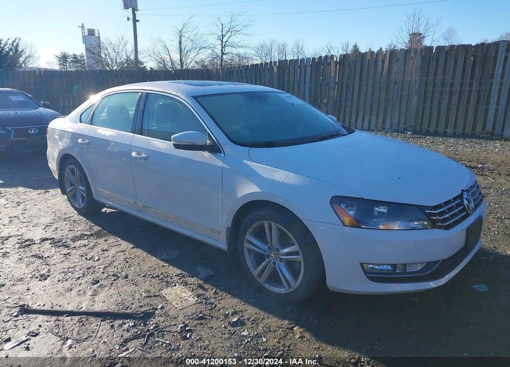 2014 VOLKSWAGEN PASSAT 2.0L TDI SEL PREMIUM VIN: 1VWCN7A39EC036840