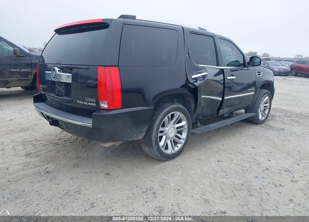 2011 CADILLAC ESCALADE PLATINUM EDITION VIN: 1GYS3DEF9BR306854