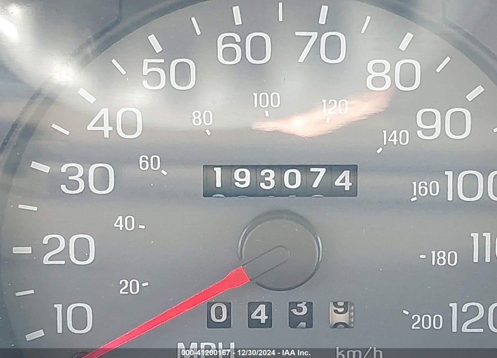2003 MERCURY GRAND MARQUIS GS VIN: 2MEFM74W03X685756