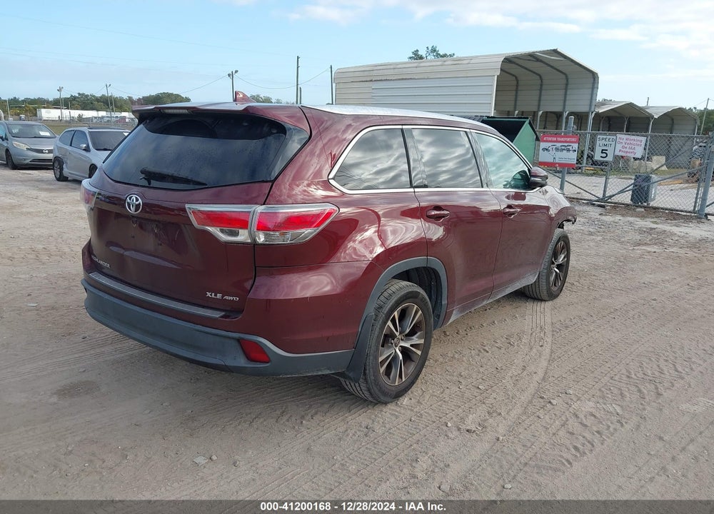 2016 TOYOTA HIGHLANDER XLE V6 VIN: 5TDJKRFH4GS350013
