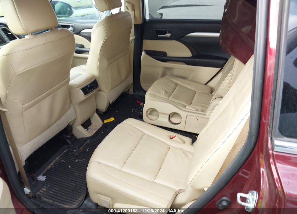 2016 TOYOTA HIGHLANDER XLE V6 VIN: 5TDJKRFH4GS350013