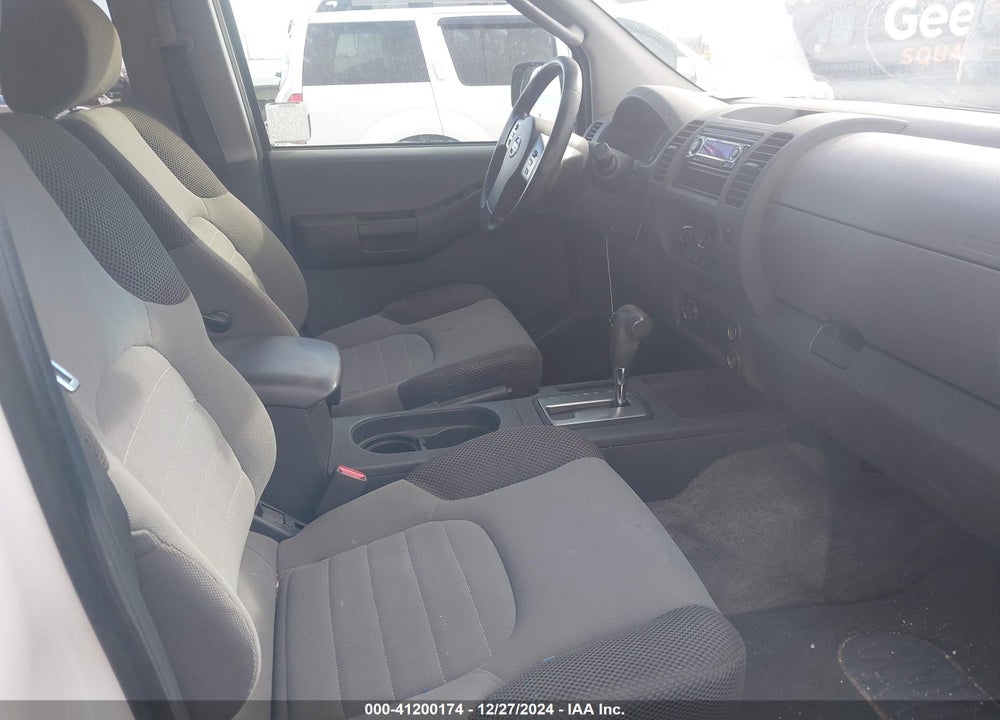 2005 NISSAN XTERRA SE VIN: 5N1AN08W85C642899