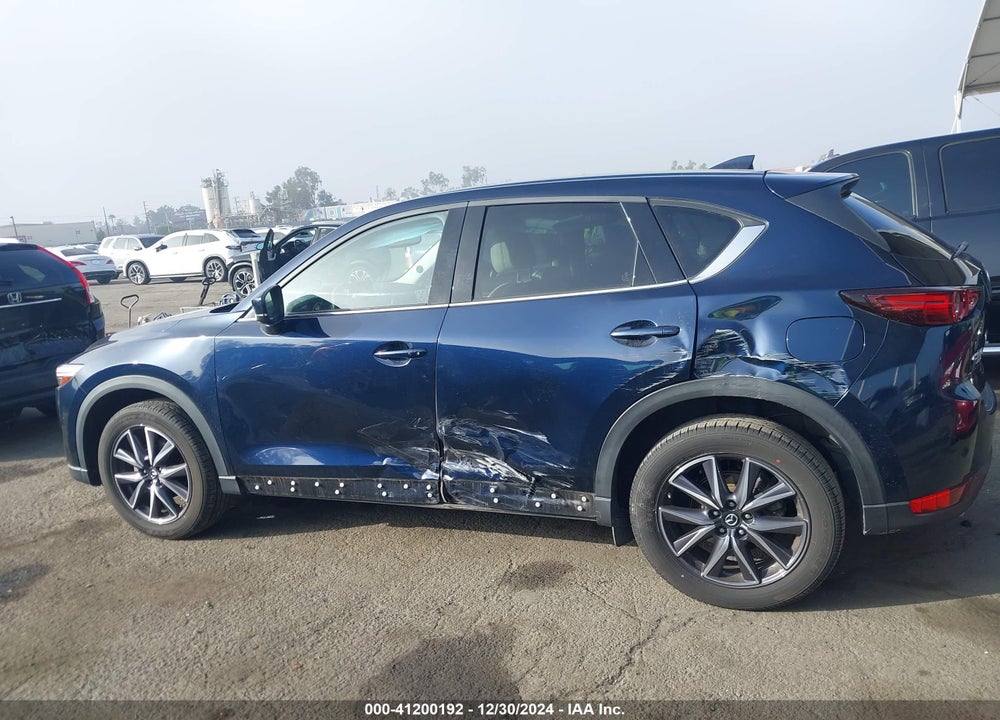 2018 MAZDA CX-5 VIN: JM3KFBDM5J1473461
