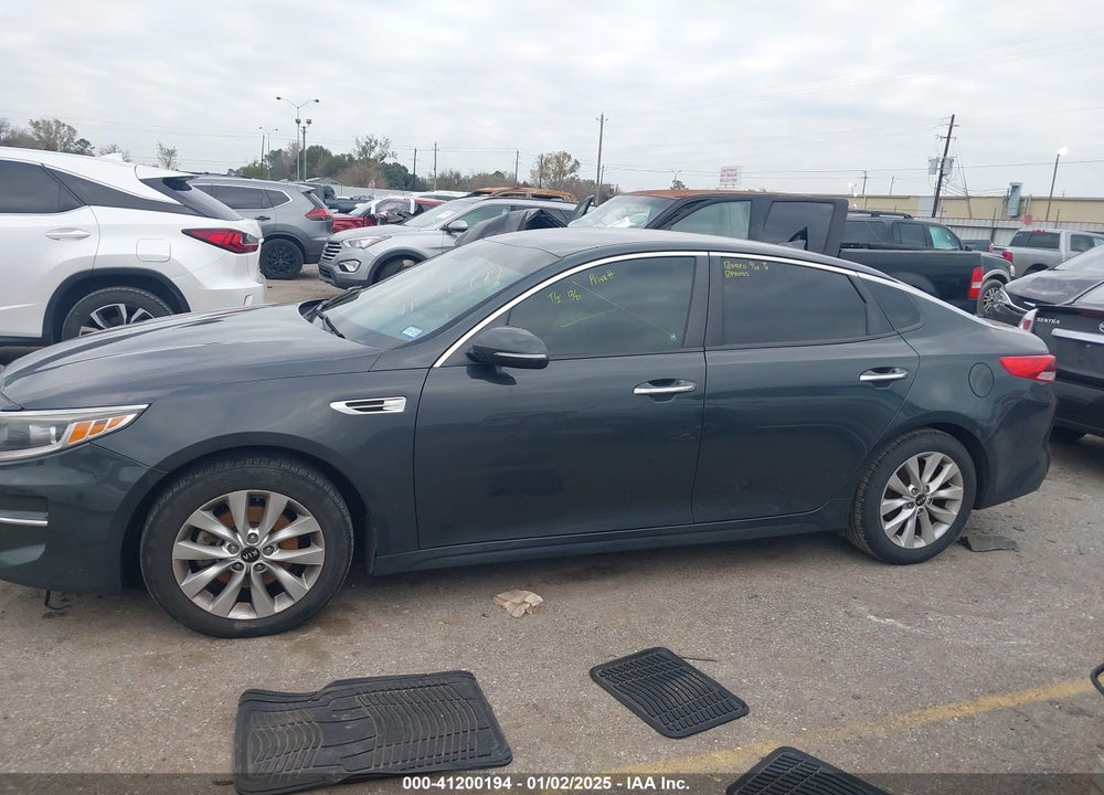 2016 KIA OPTIMA VIN: 5XXGT4L30GG081657