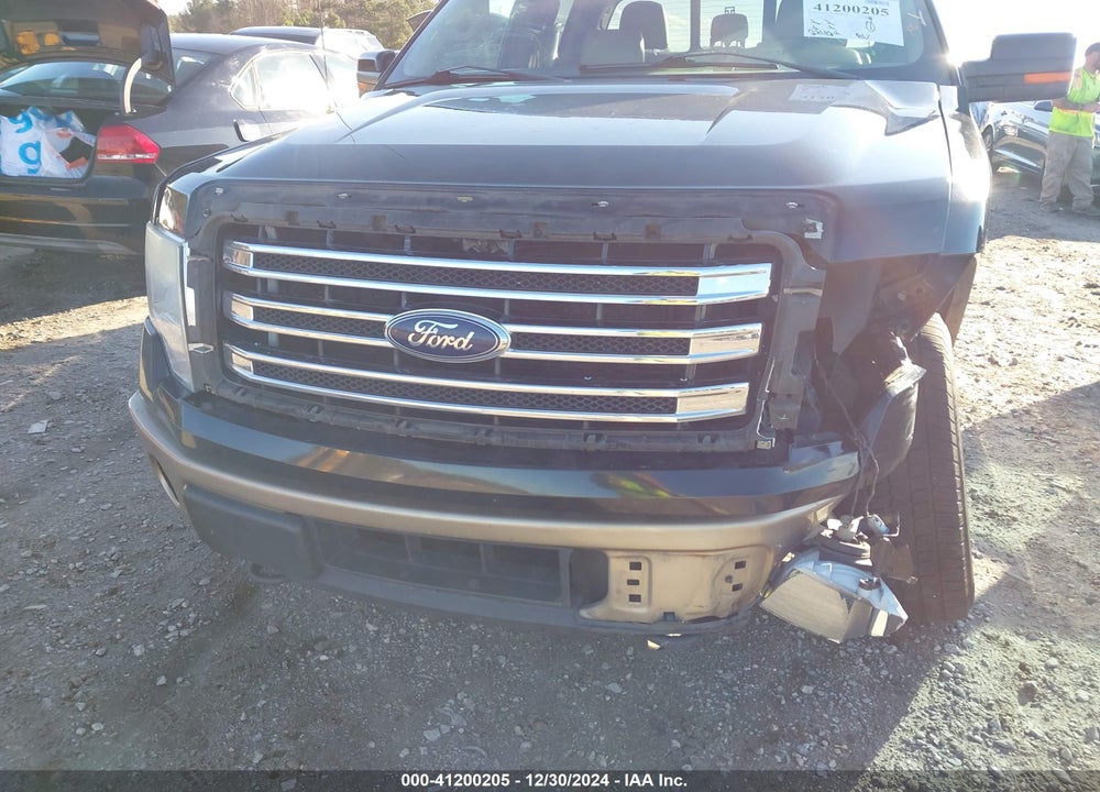 2014 FORD F-150 LARIAT VIN: 1FTFW1ET8EKD09227