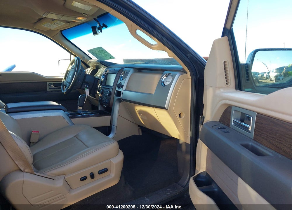 2014 FORD F-150 LARIAT VIN: 1FTFW1ET8EKD09227