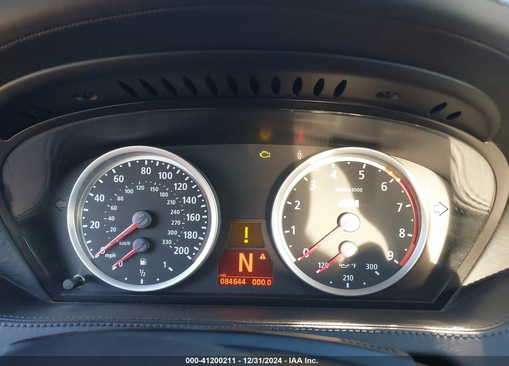 2007 BMW M6 VIN: WBSEK93517CY78680