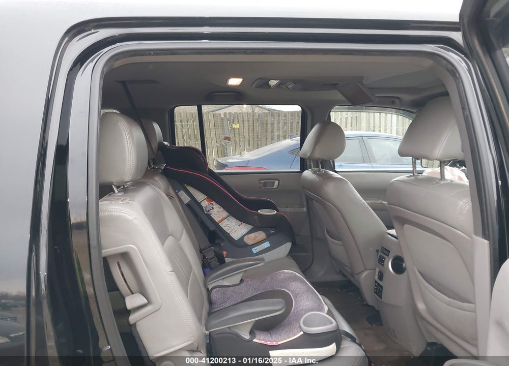2015 HONDA PILOT SE VIN: 5FNYF4H32FB046432