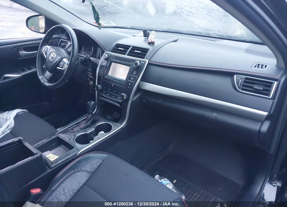 2016 TOYOTA CAMRY SE VIN: 4T1BF1FK1GU261643