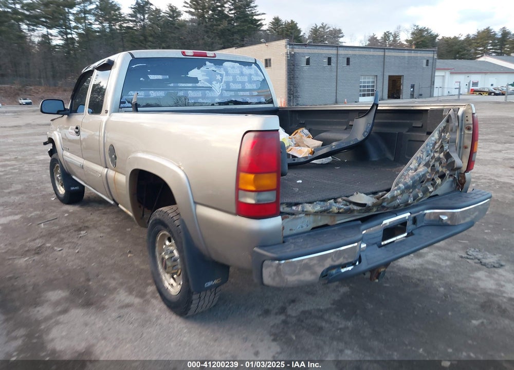 2003 GMC SIERRA 2500HD SLE VIN: 1GTHK29U03E312177