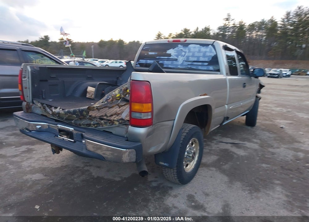 2003 GMC SIERRA 2500HD SLE VIN: 1GTHK29U03E312177