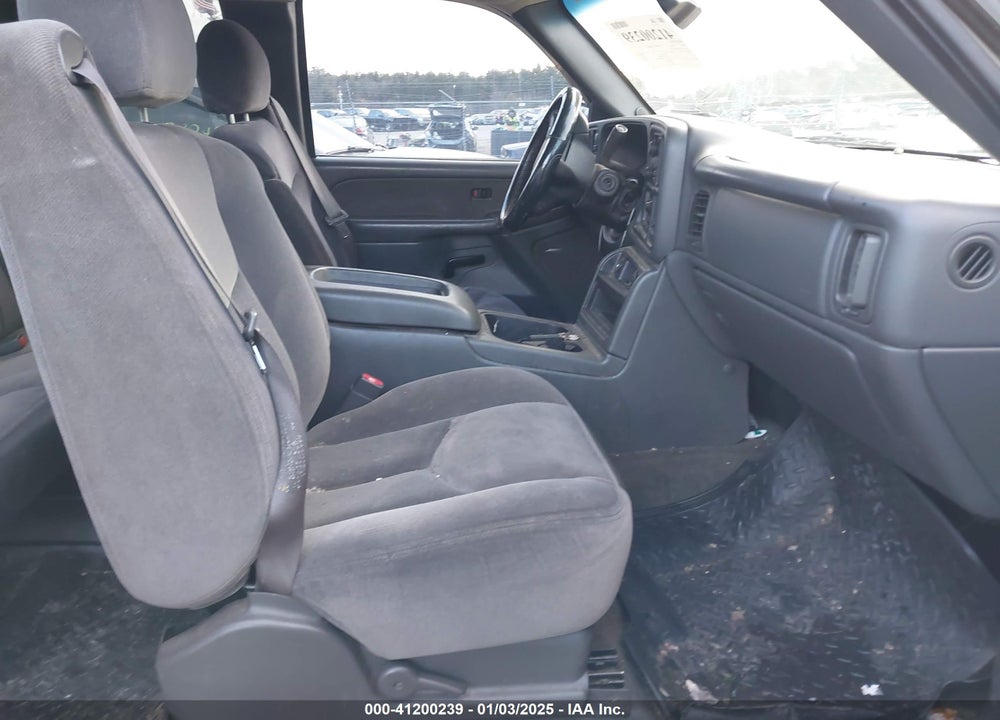 2003 GMC SIERRA 2500HD SLE VIN: 1GTHK29U03E312177