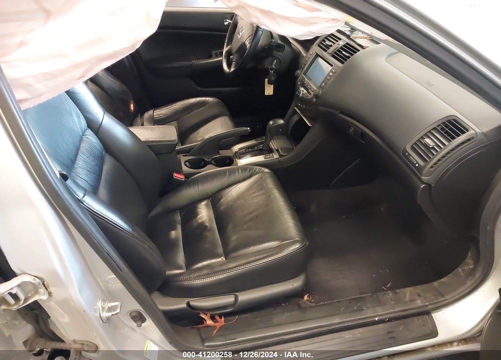 2007 HONDA ACCORD VIN: 1HGCM56757A105903