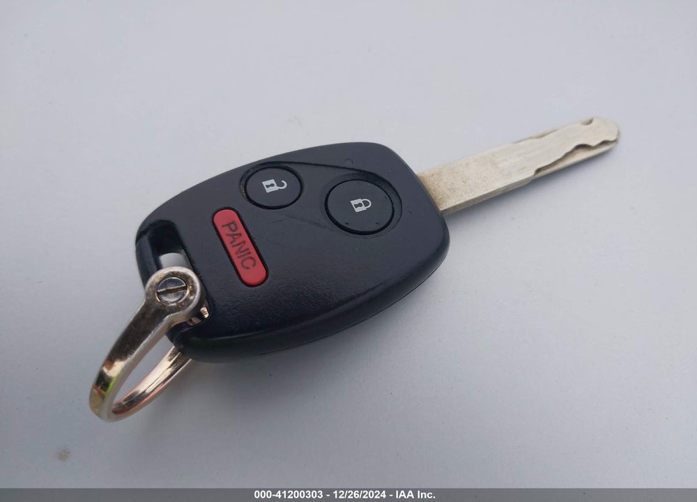 2006 HONDA PILOT EX-L VIN: 2HKYF18696H547392