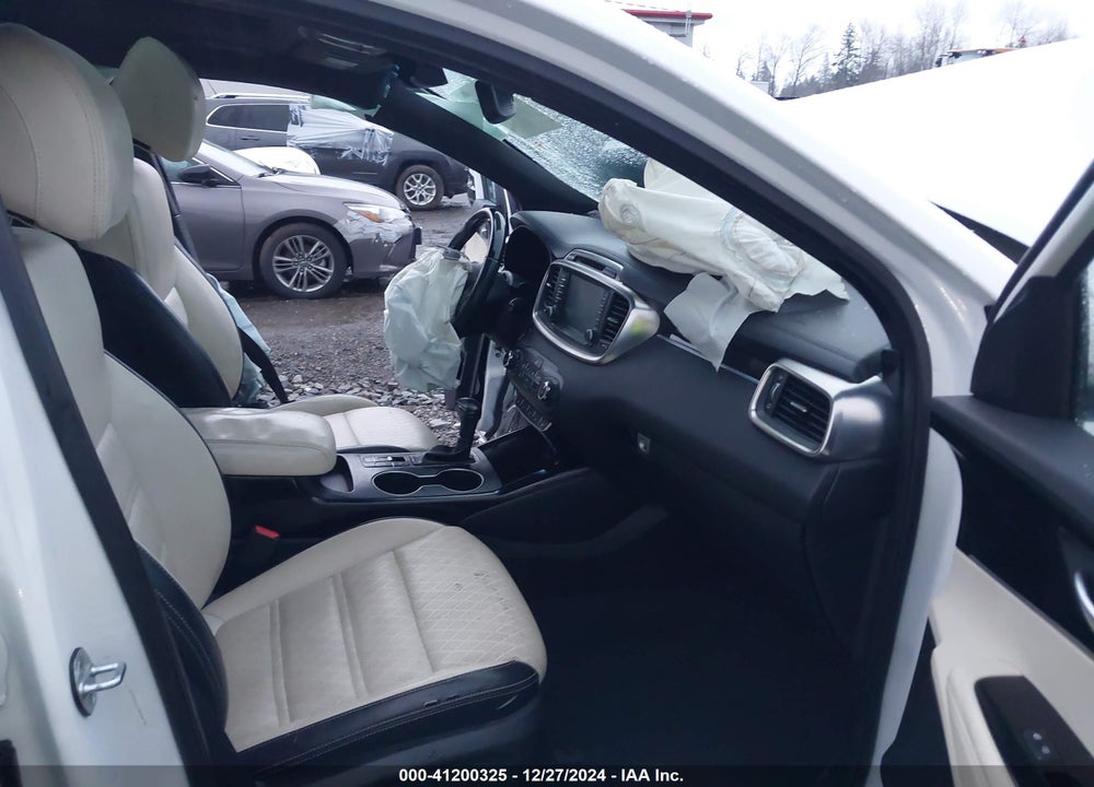 2017 KIA SORENTO 3.3L SXL VIN: 5XYPKDA51HG336790