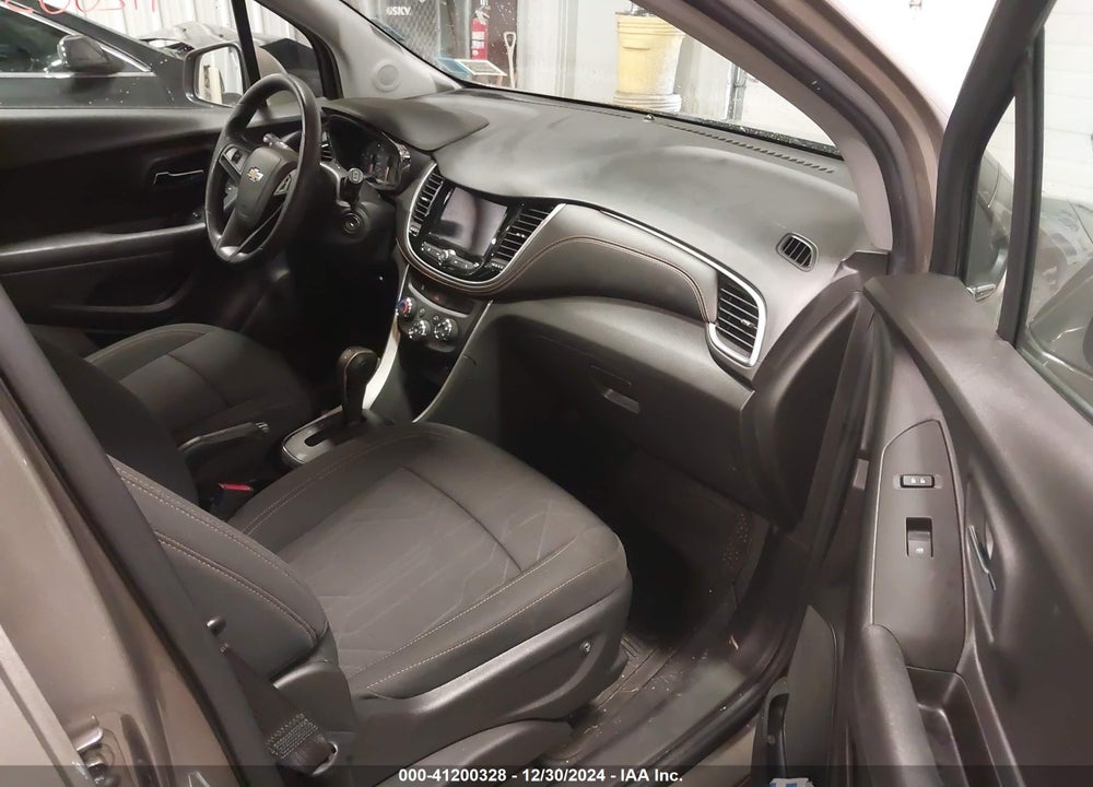 2020 CHEVROLET TRAX FWD LT VIN: KL7CJLSB2LB345739