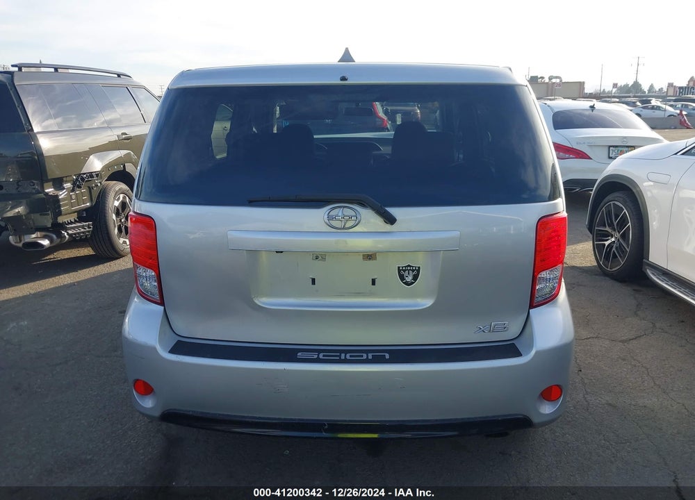 2015 SCION XB VIN: JTLZE4FE7FJ067415