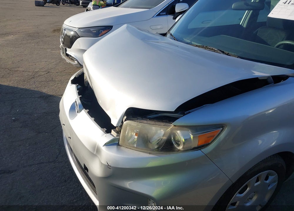2015 SCION XB VIN: JTLZE4FE7FJ067415