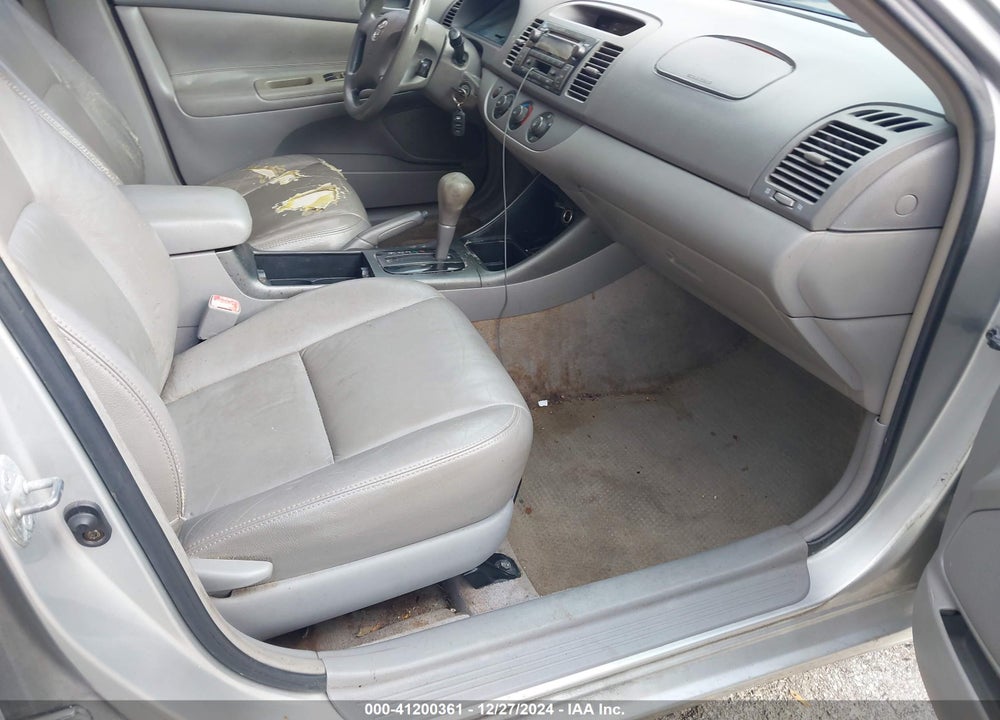 2004 TOYOTA CAMRY LE VIN: 4T1BE32K04U314848