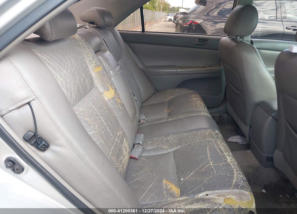 2004 TOYOTA CAMRY LE VIN: 4T1BE32K04U314848