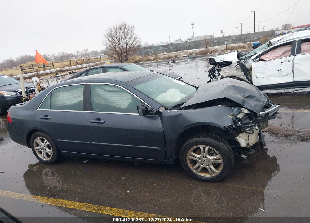 2007 HONDA ACCORD 2.4 EX VIN: 1HGCM56757A159718