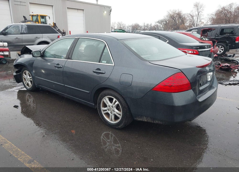 2007 HONDA ACCORD 2.4 EX VIN: 1HGCM56757A159718