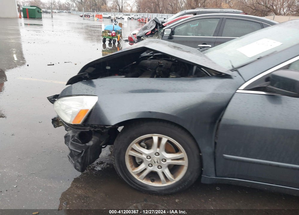 2007 HONDA ACCORD 2.4 EX VIN: 1HGCM56757A159718