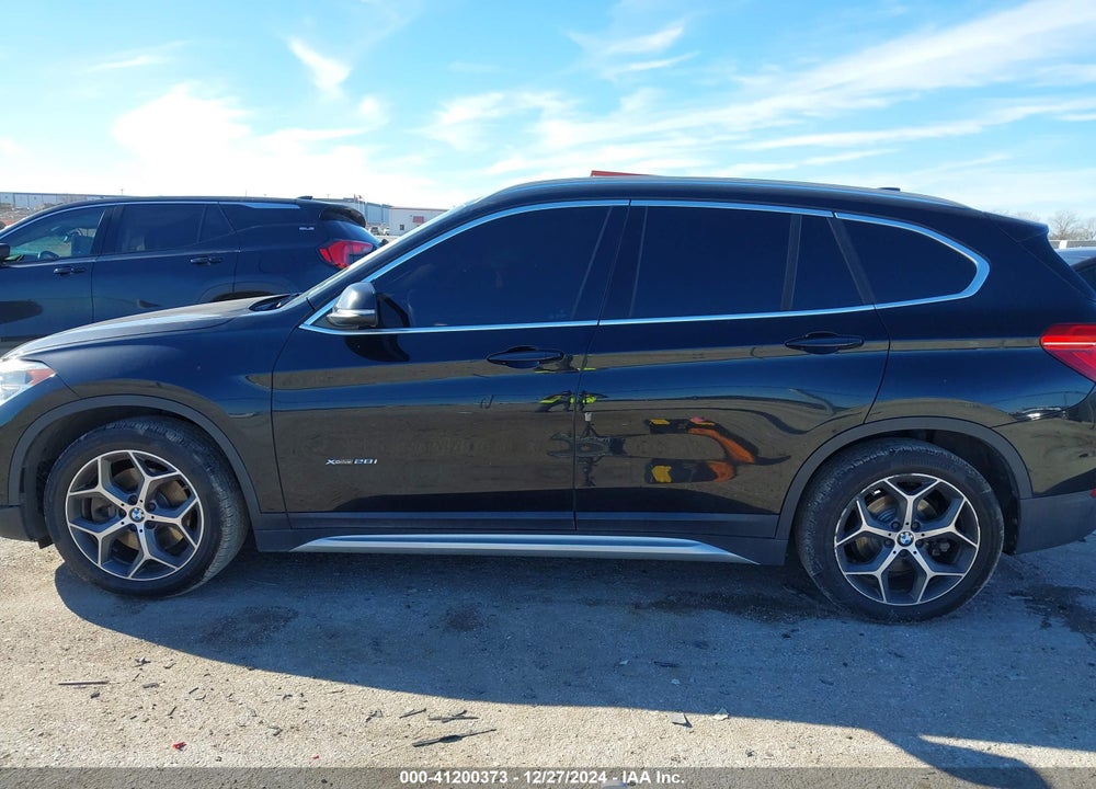2016 BMW X1 XDRIVE28I VIN: WBXHT3C38G5E47888