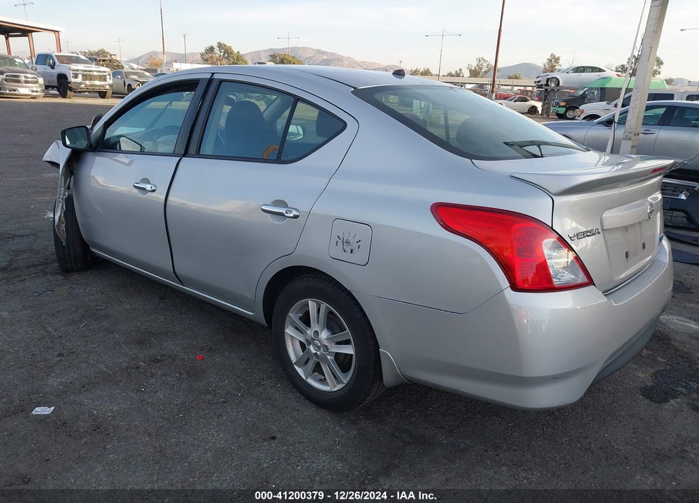 2015 NISSAN VERSA 1.6 SV VIN: 3N1CN7AP5FL928386