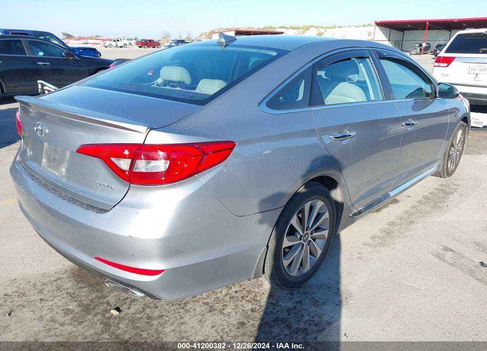 2015 HYUNDAI SONATA SPORT VIN: 5NPE34AF9FH212205