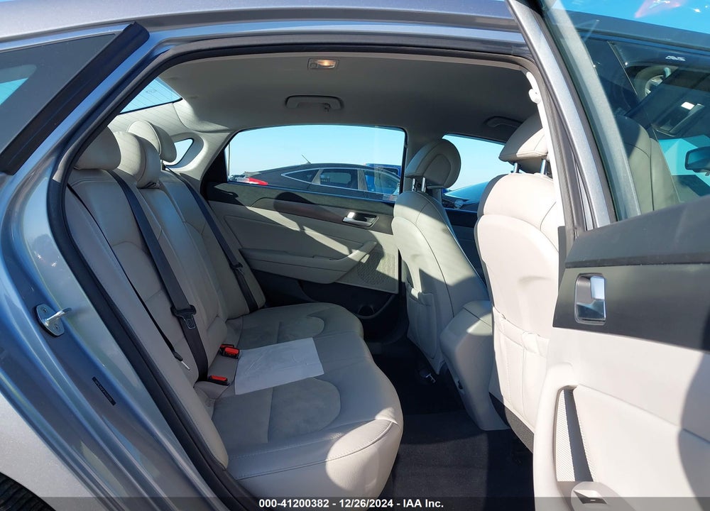 2015 HYUNDAI SONATA SPORT VIN: 5NPE34AF9FH212205