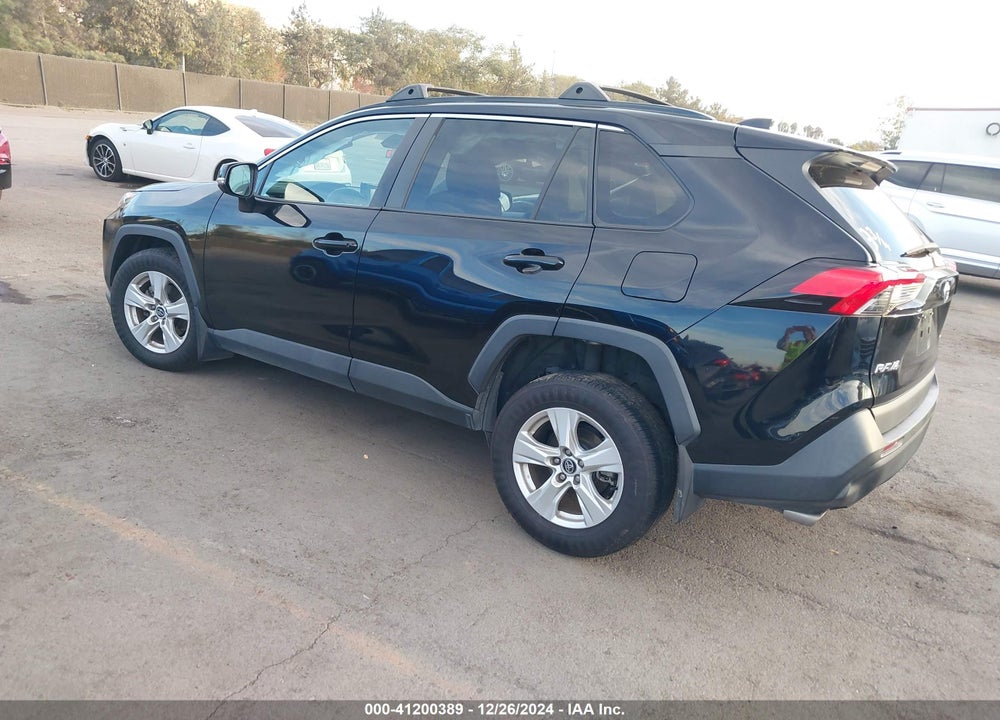 2021 TOYOTA RAV4 XLE VIN: 2T3W1RFV1MC087506