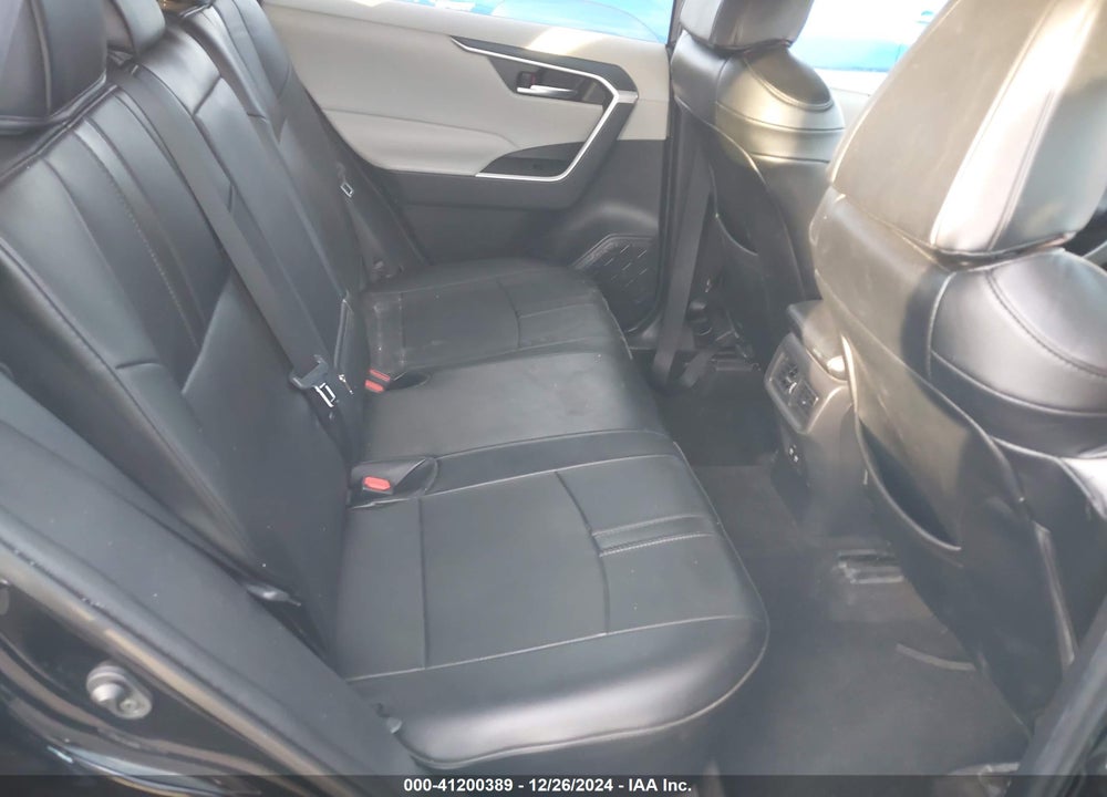 2021 TOYOTA RAV4 XLE VIN: 2T3W1RFV1MC087506