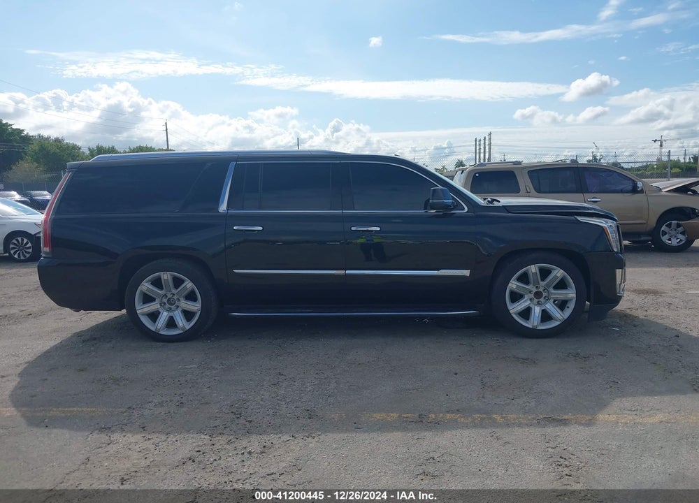 2015 CADILLAC ESCALADE ESV LUXURY VIN: 1GYS3SKJ8FR721022