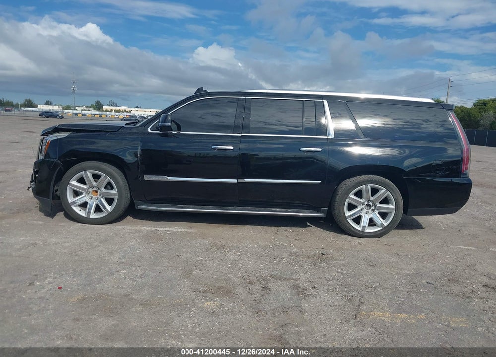 2015 CADILLAC ESCALADE ESV LUXURY VIN: 1GYS3SKJ8FR721022