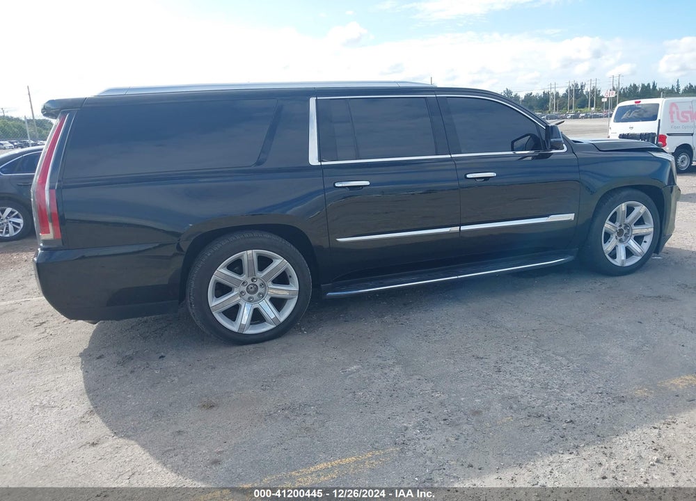 2015 CADILLAC ESCALADE ESV LUXURY VIN: 1GYS3SKJ8FR721022